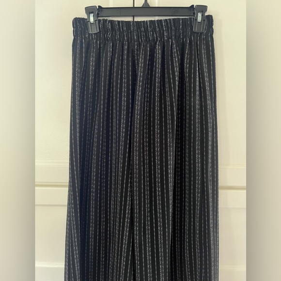Wide Leg Pant - Picture 3 of 3